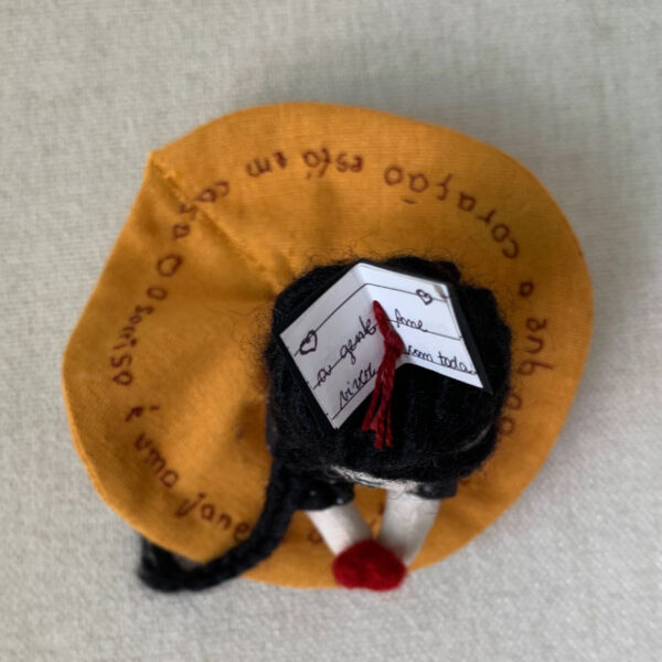 "Sorria! O sorriso é uma janela aberta, dizendo que o coração está em casa"   (15cm) - Imagem 5